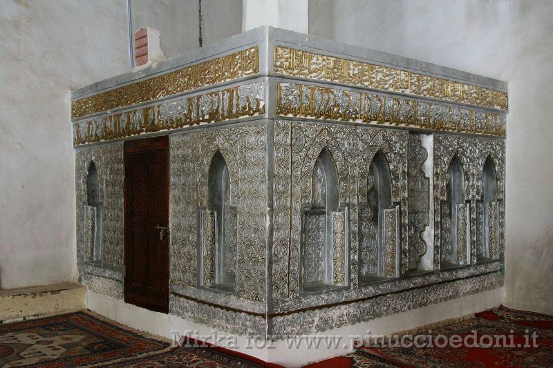 IMG_3836 tomba della regina Arwa, Queen Arwa Mosque, Jibla.jpg